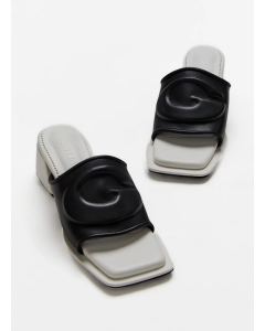 The G Slippers